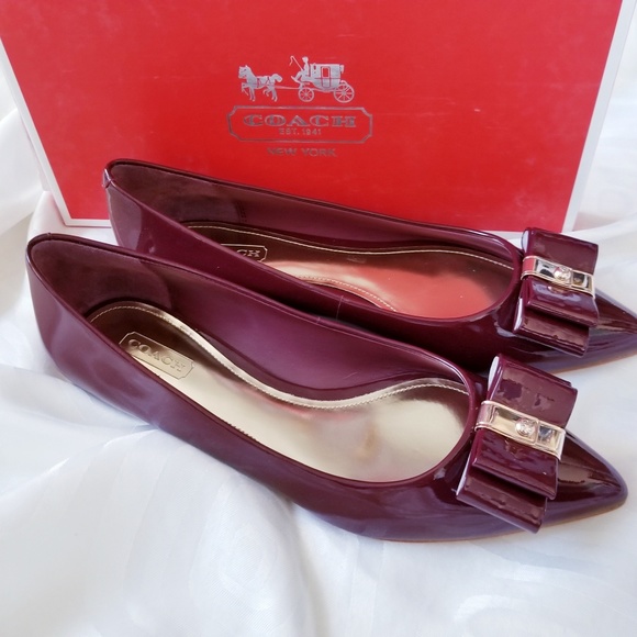 Coach Wendy Port Size 6 pointy flat shoes purple - Picture 2 of 5